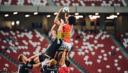 华体会入口-曼联锁定阿贾克斯17岁中场新星乔西-莫基奥，红魔青训革新再添关键目标