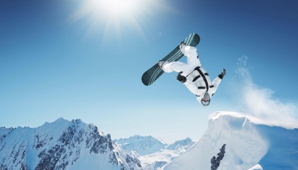 华体会入口_英超锋霸黄喜灿的日常揭秘，高能饮食铸就巅峰状态，国足餐桌难见踪影