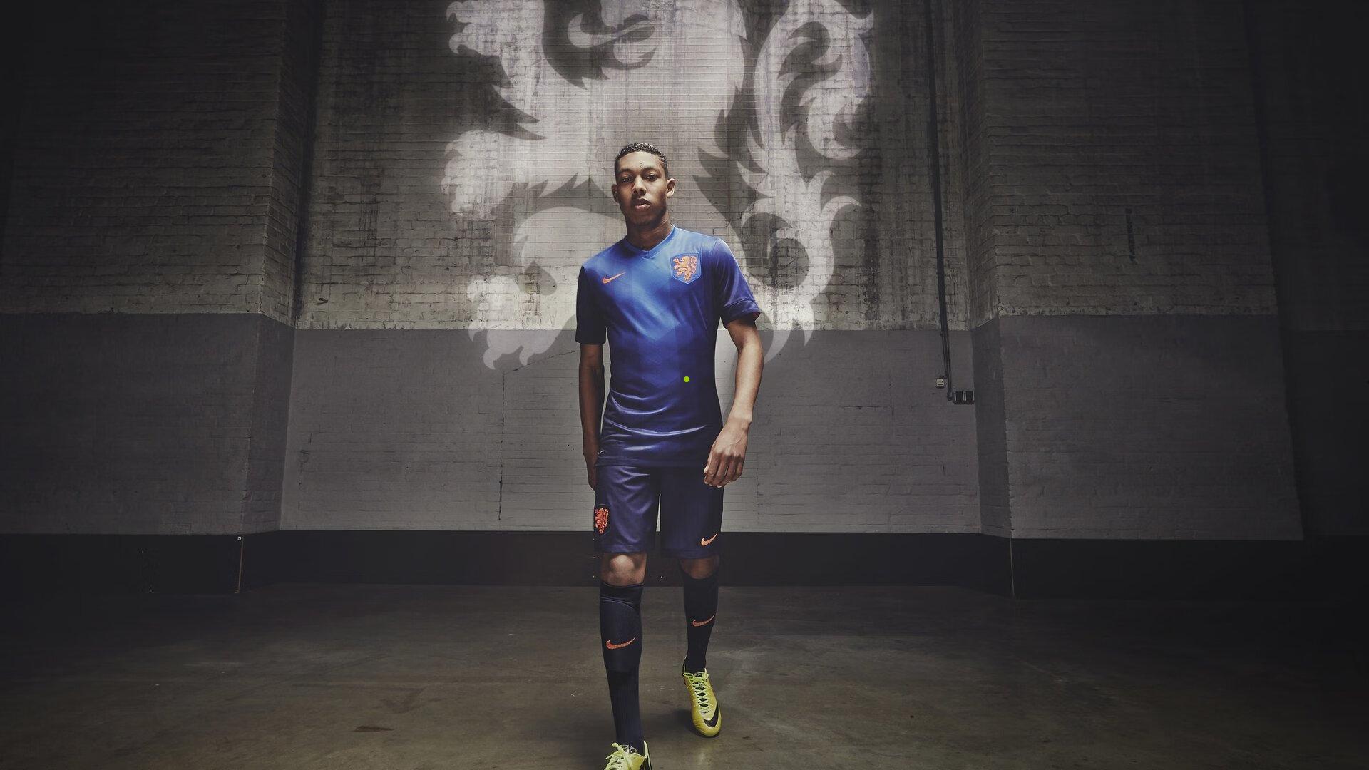 莫里斯兄弟公开抨击范甘迪观点，约基奇并未超越詹姆斯，NBA巨星对比引发激烈辩论